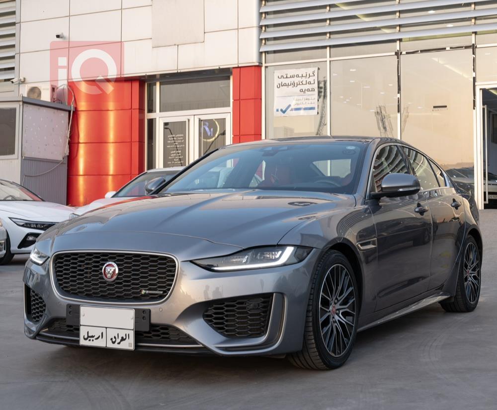 Jaguar XE